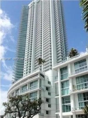 Mint at Riverfront Unit 1908 condo for rent at 92 SW 3rd St # 1908, Miami, FL 33130