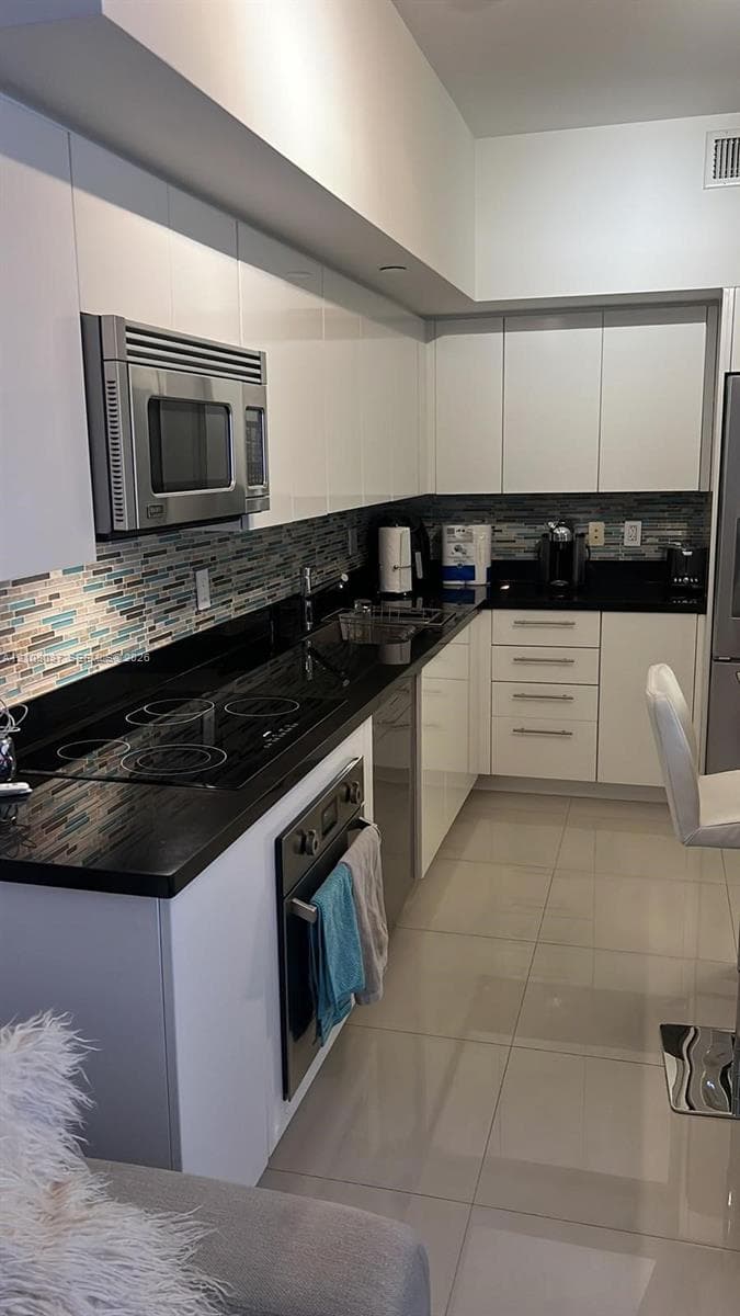 Mint at Riverfront Unit 5008 condo for rent at 92 SW 3rd St # 5008, Miami, FL 33130