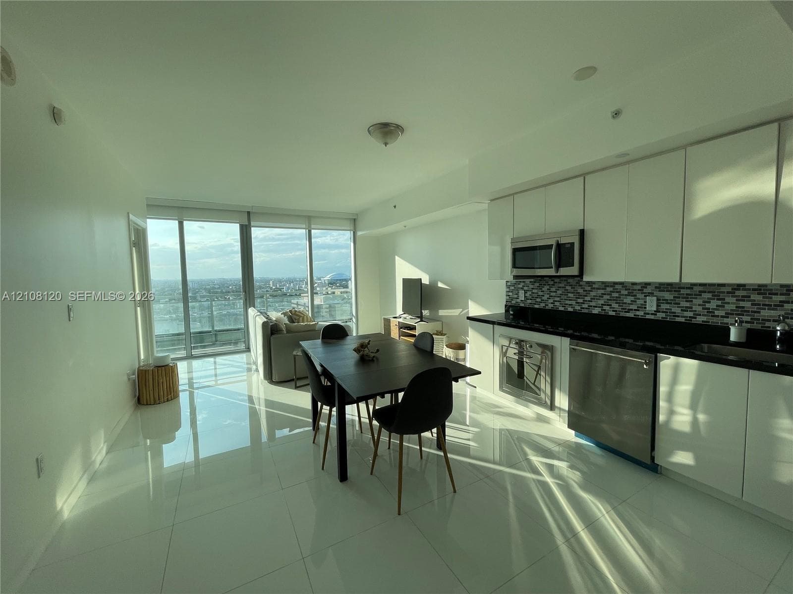 Mint at Riverfront Unit 2307 condo for sale at 92 SW 3rd St # 2307, Miami, FL 33130