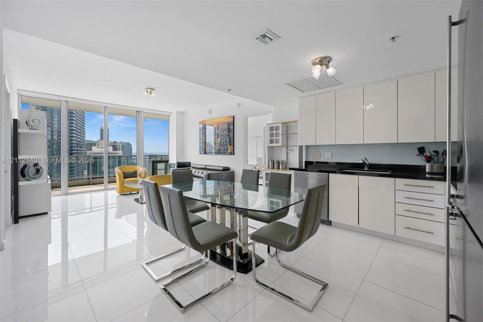 Mint at Riverfront Unit 3303 condo for rent at 92 SW 3rd St # 3303, Miami, FL 33130