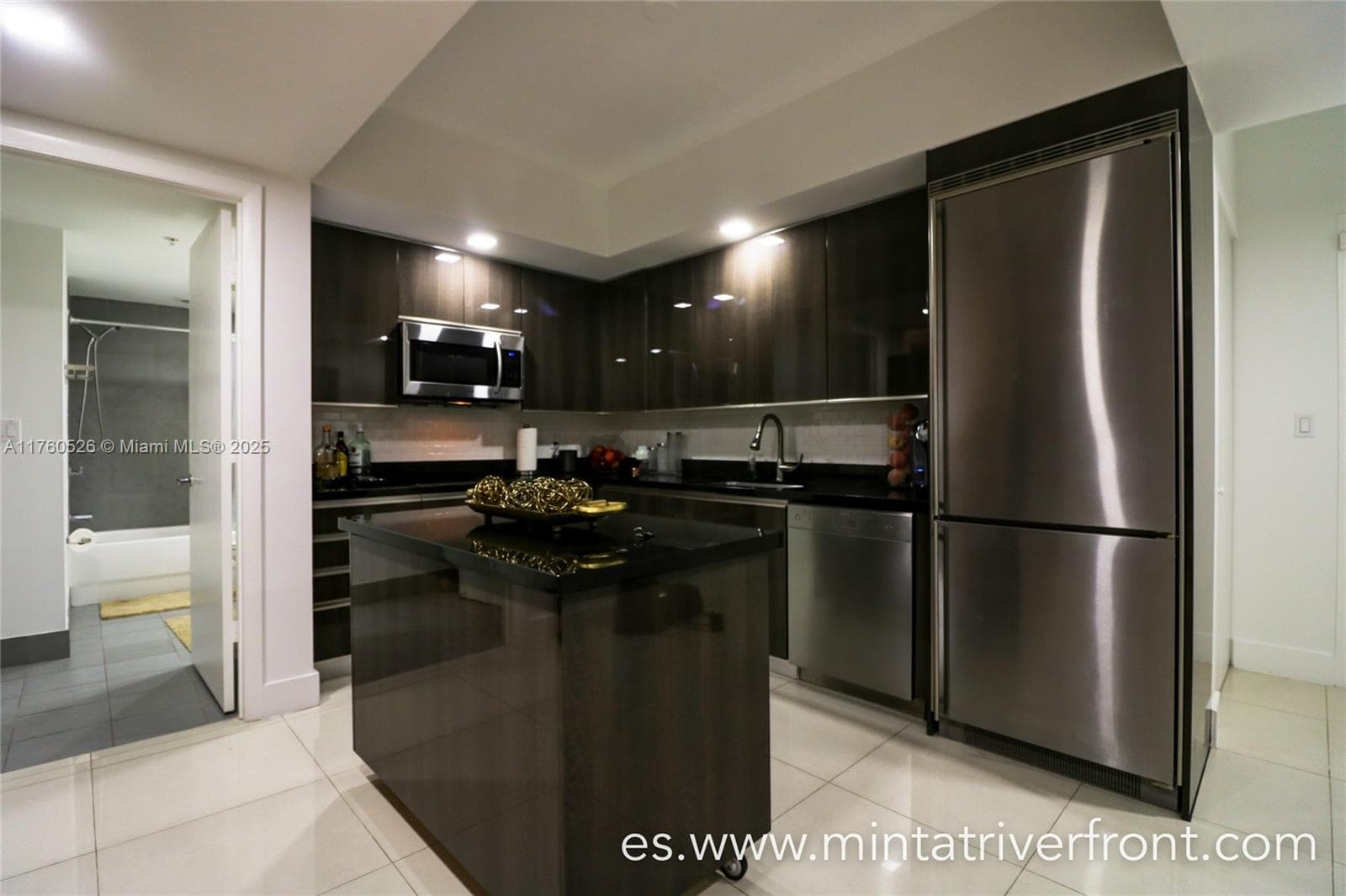 Mint at Riverfront Unit 2304 condo rented at 92 SW 3rd St # 2304, Miami FL 33130