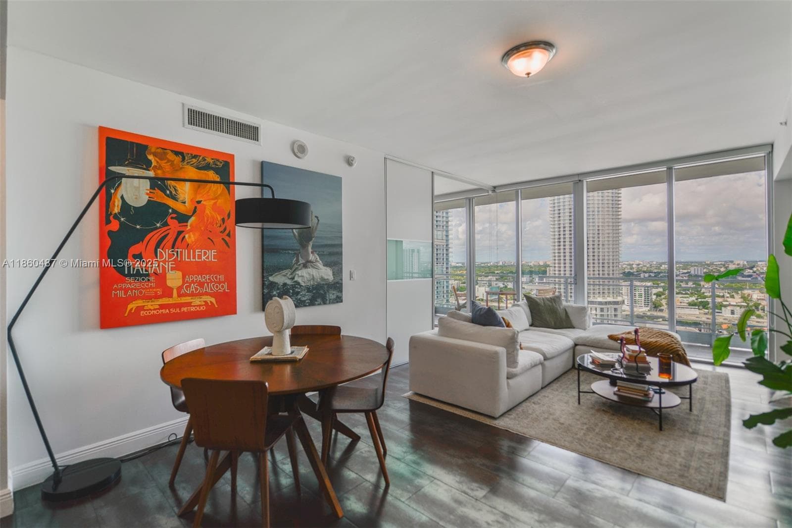 Mint at Riverfront Unit 2707 condo rented at 92 SW 3rd St # 2707, Miami FL 33130