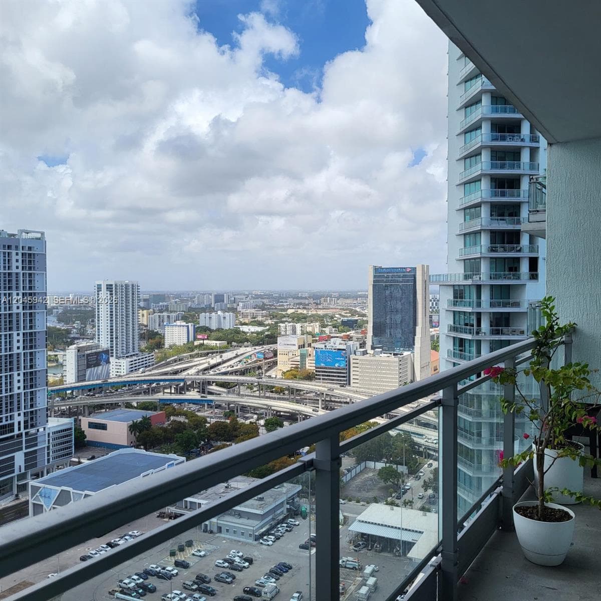 Mint at Riverfront Unit 3207 condo for rent at 92 SW 3rd St # 3207, Miami FL 33130
