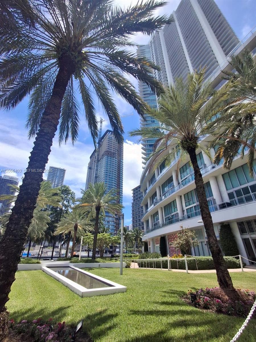 Mint at Riverfront Unit 3808 condo for sale at 92 SW 3rd St # 3808, Miami FL 33130