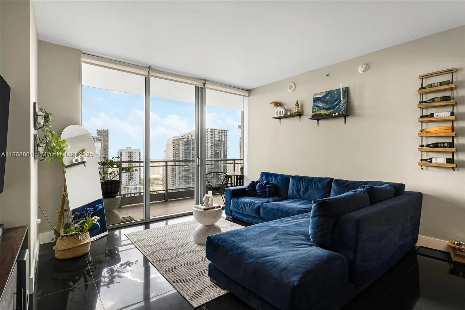 Mint at Riverfront Unit 4312 condo for sale at 92 SW 3rd St # 4312, Miami FL 33130